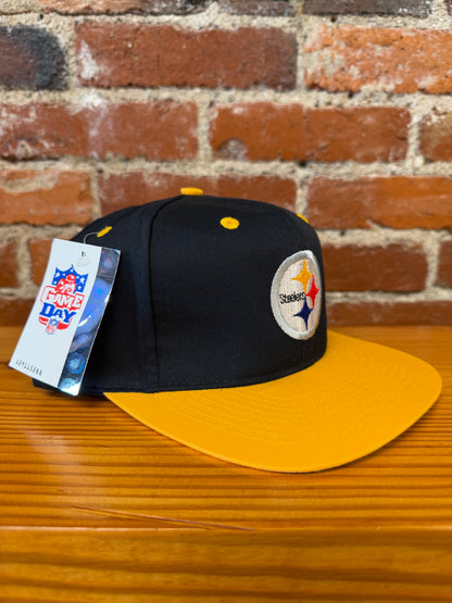 Vintage Steelers Embroidered Logo Logo 7 Snapback Hat (Brand New)