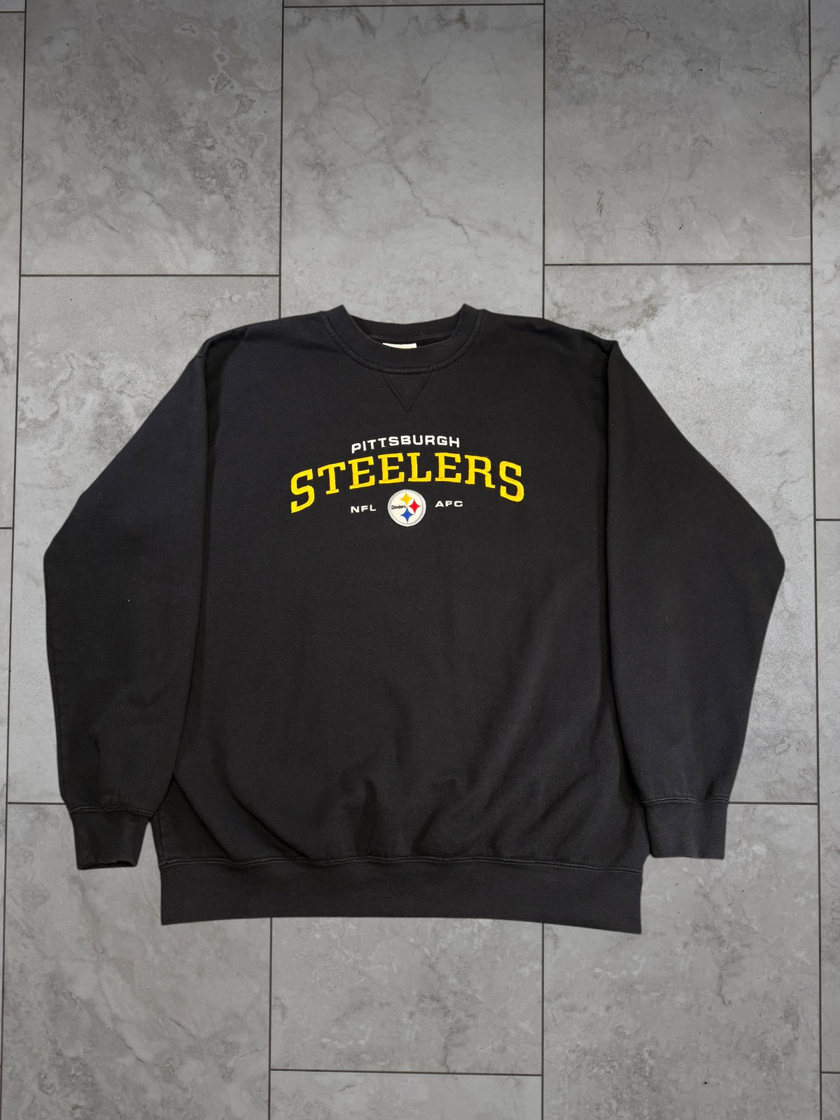 (XL) Vintage Y2K Steelers Embroidered Crewneck
