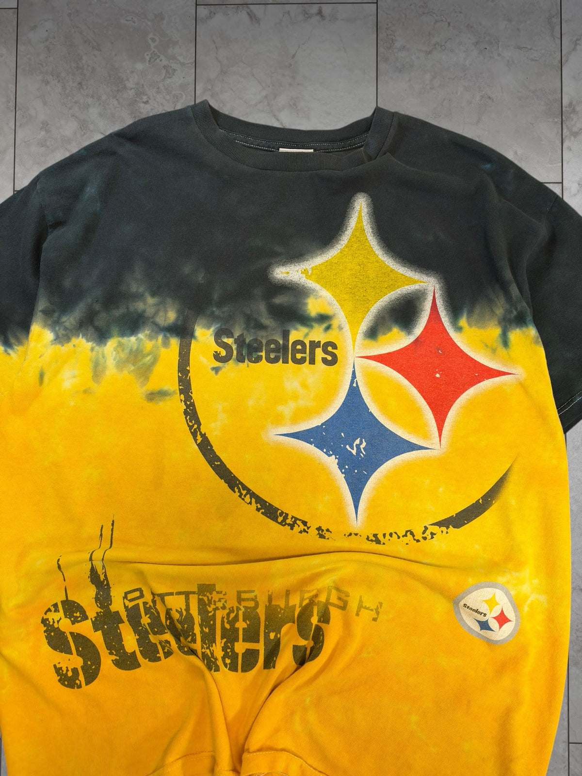 (XL) Vintage Y2K Steelers Tiedye Graphic Tee