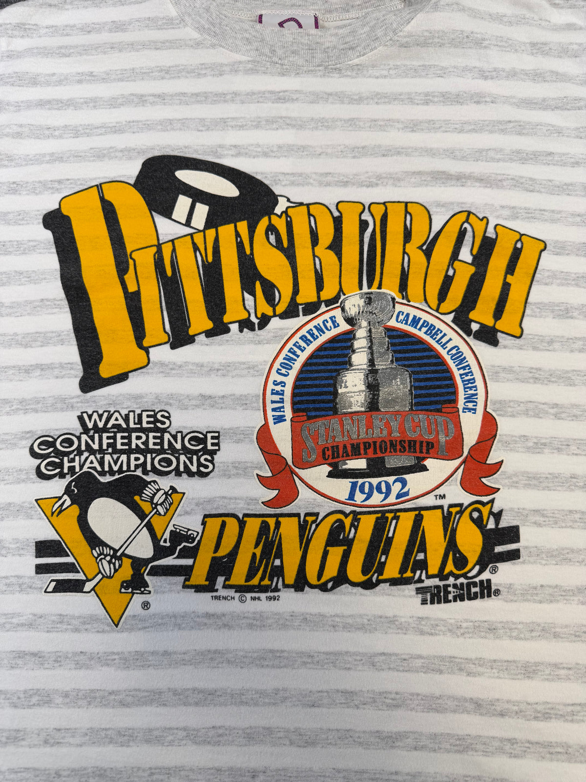 (XL) 1992 Penguins Stanley Cup Champs Trench Graphic Tee