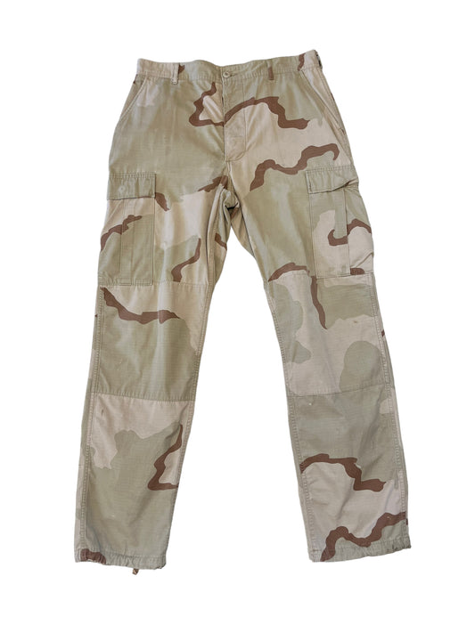 (34W x 33L) Vintage Camo Pants