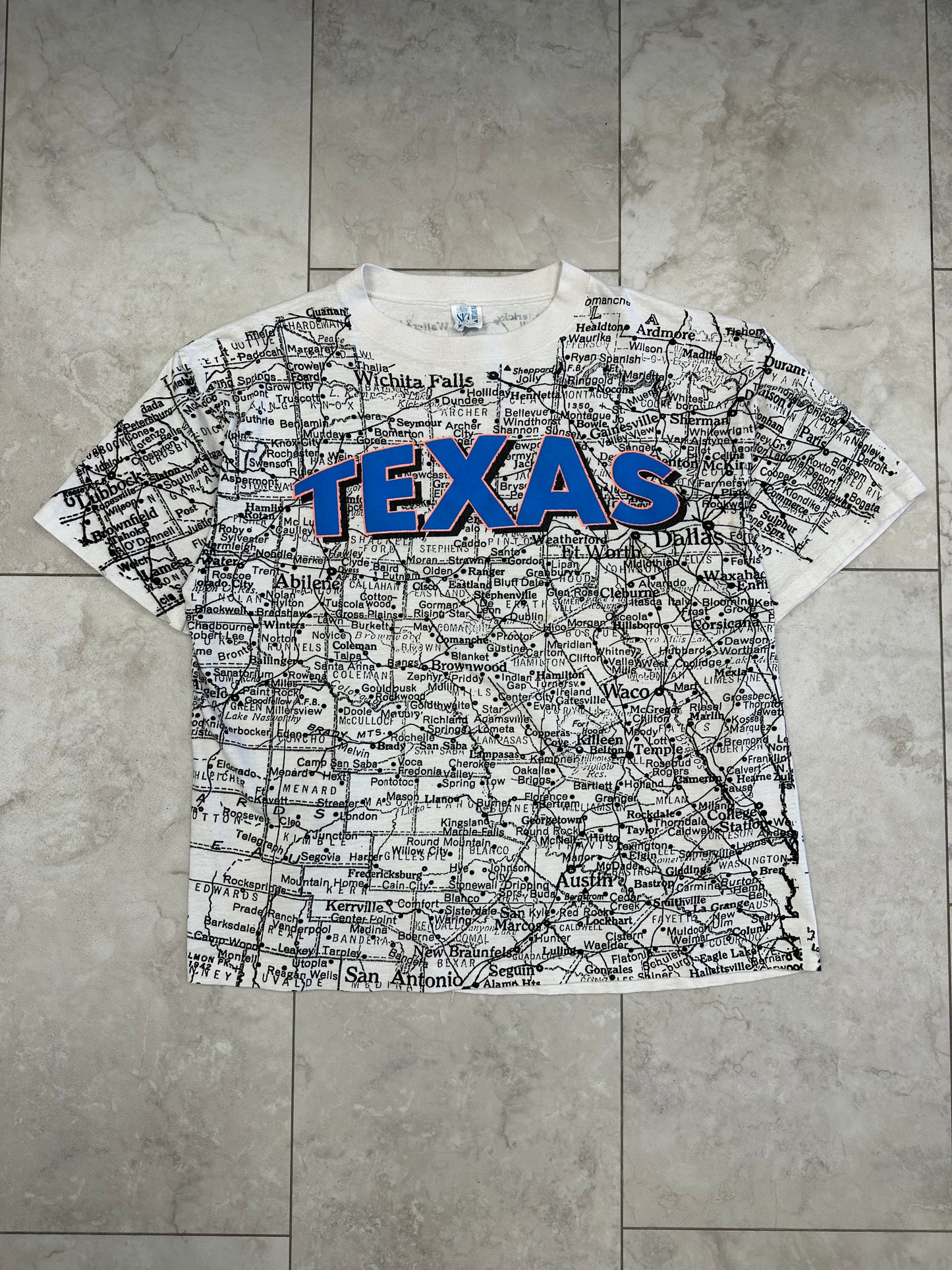 (L) Vintage 90s Texas Map AOP Tee