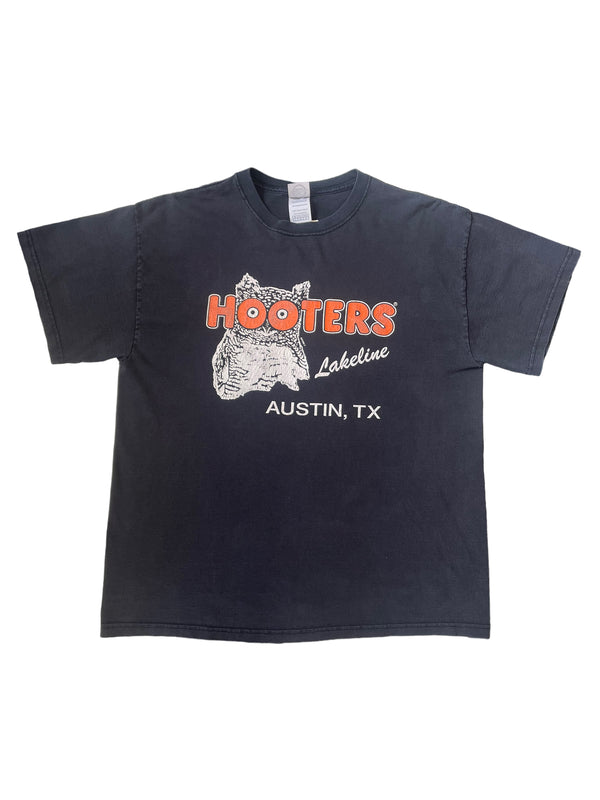 (L) Vintage Hooters Double Sided Tee