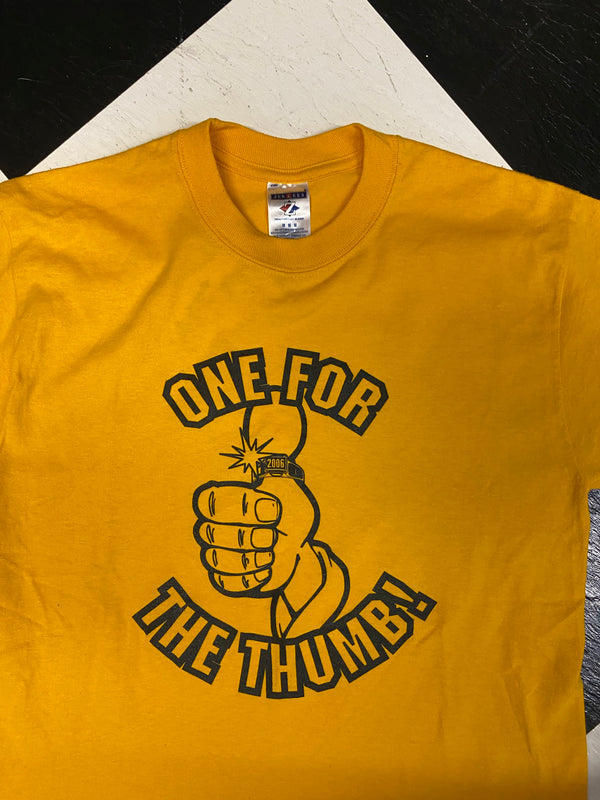 (M) Vintage Pittsburgh Steelers “One for the Thumb” Tee