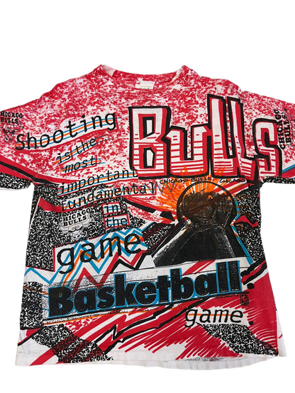(S/M) Vintage Chicago Bulls All Over Print Tee