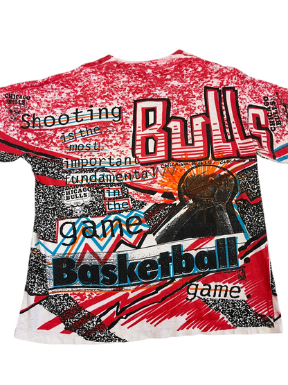 (S/M) Vintage Chicago Bulls All Over Print Tee